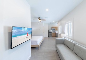 The Palmetto Inn - Snook - King Studio