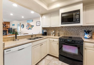 The Quay F4: Oceanfront townhome, Shared Pool