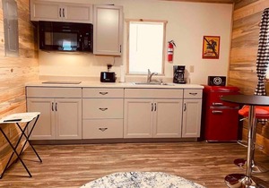 The Red Station by Glacier - Cabin #4 with AC and laundry