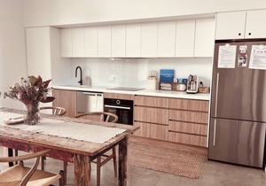 The Sea Life: Moments to Beach + Private Outdoor Bath + Fireplace + Firepit