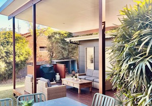 The Sea Life: Moments to Beach + Private Outdoor Bath + Fireplace + Firepit