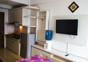 The Suites Metro Apartment by Desta Farispro