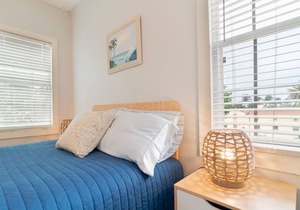 The Sunset 34 |1 Block to the Ocean | Island 1bd +parking