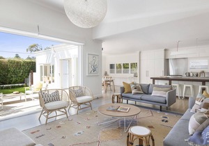 THE WHITE HOUSE by Palm Beach Holiday Rentals