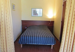 These charming apartments (see FKO115) overlook the Corsican Mountains and are part of the accessibl