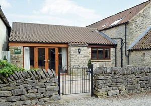 This delightful conversion provides a well equipped holiday accommodation.