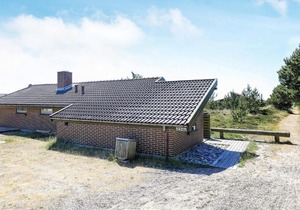 Three-Bedroom Holiday home in Ringkøbing 1