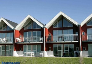 Three-Bedroom Holiday home in Lokken 14