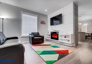 Three-Bedroom with Fireplace #41 Sunalta Downtown