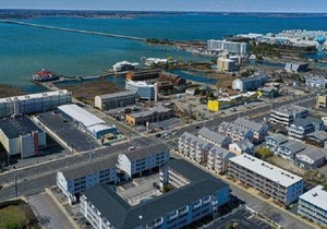 Tiffanie by the Sea Ocean side Condo with pool! Sleeps 6, New to market! 5*****