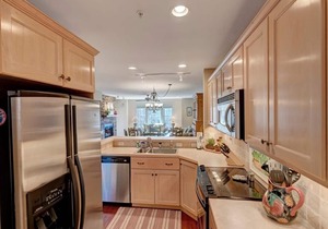 Timbers D-1- Mountain Condo, Echota Gated Resort, Indoor/Outdoor Pools and Hot Tub, Fitness Area,.