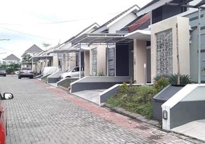 Tjahaja Guesthouse rumah mungil di Yogyakarta dgn lokasi strategis di lingkungan yg asri, tenang dan nyaman