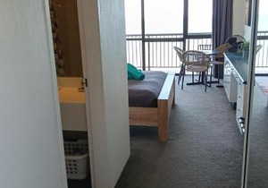 Top Floor Amazing Ocean Views larger Corner Suite Studio WiFi Foxtel Privately Managed U 1312 Aquarius 75 the Strand