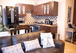 TOP Location, AC,Beautiful, Spacious,Security ,2BR,80M²,Le Marais Saint-Paul