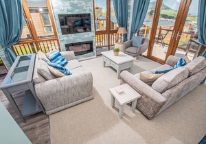 Top of the range and extremely spacious five star luxury 20ft-wide lodge.