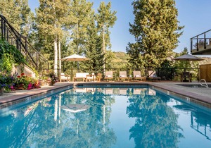 Top of the Village - Trails 206