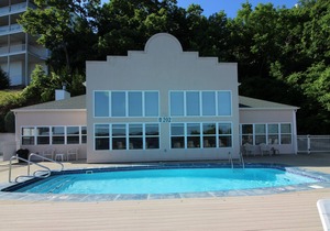 TopSider - Emerald Bay Condos