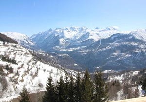 Triplex 2 Pièces Cabine, 400m des Pistes, Parking Gratuit, Casiers à Ski - Auris en Oisans