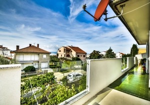Two bedroom apartment with terrace and sea view Biograd na Moru, Biograd (A-5833-a)