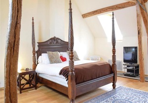 Two-Bedroom Apartment in Ocquerre