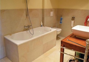 Two-Bedroom Apartment in Ocquerre