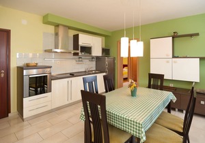 Two bedroom apartment with balcony and sea view Postira, Brač (A-15242-b)
