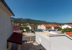 Two bedroom apartment with terrace Jelsa, Hvar (A-134-c)