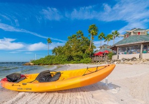 U3263 Florida at its finest! Tampa Bay hidden gem resort-style community!