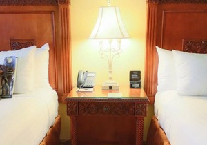 Ultimate Adventure in Florida! 2 Great Units, Pools, Restaurants, Hot Tub
