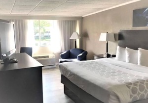 Ultimate Find! Pool, Near National Museum of Industrial History, Free Breakfast!