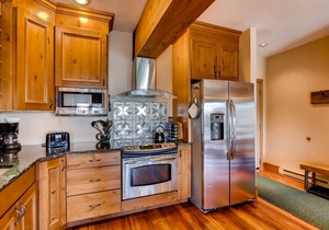 Unique & Modern 3 BR/2BA Condo- Ski-in/Ski-out by RedAwning