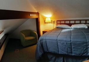 Unit 102 - Treeloft 3 Bedroom Villa