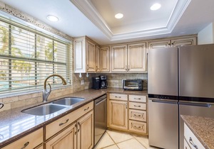 Unit 140- 2 Bedroom 2 Bathroom Gulf Side Club Corner Condominium