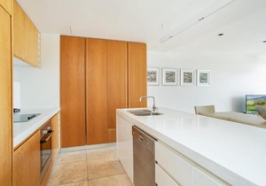 Unit 203 Plantation - Rainbow Beach, Plantation Resort Top Floor, Aircon, Free Wi-Fi