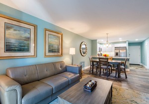 Unit 317- 2 Bedroom 2 Bathroom Bayside Standard Condominium