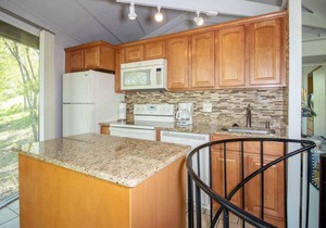 Unit 8 - Treetop 2 Bedroom Villa