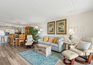 Updated 3rd Floor, 2 Bed/2 Bath Oceanfront condo sleeps 6. Beach view balcony & pool