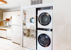 Updated condo with patio, central AC, washer/dryer, indoor pool, & tennis