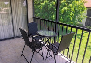 Vacation Day Is Always A Great Idea! Kitchenette, Clubhouse with BBQ Grill Area