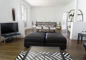 Very beautiful house with GARDEN in Puteaux