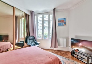 Very beautiful T2 near the Parc des Buttes-Chaumont