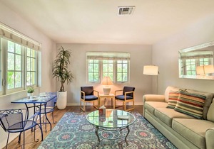 Vibrant West Palm Beach Home Less Than 2 Mi to Beach!