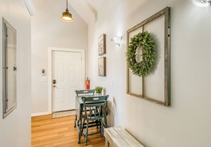 Victorian Carriage House w/ Modern Updates in the Heart of Historic District