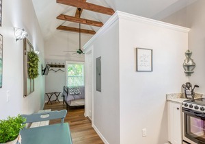 Victorian Carriage House w/ Modern Updates in the Heart of Historic District