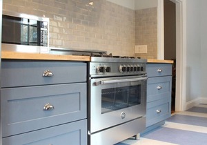 View-2 bed, private deck, pets friendly