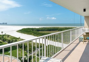View is a 10. This condo is new and fresh. South Seas Tower 4-1009
