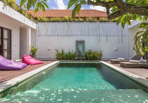 Villa Art-Gecko Seminyak-Batubelig