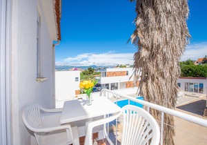 Villa Christina for up to 28 people - with pool, max. capacity 30 people