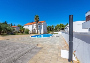 Villa Christina for up to 28 people - with pool, max. capacity 30 people