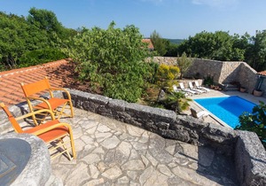 Villa Menta 1